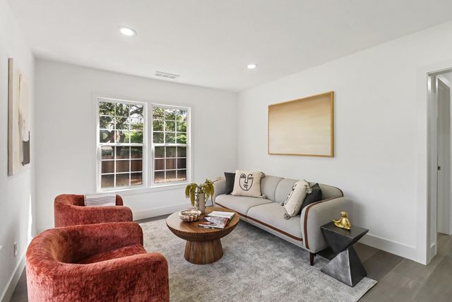 8632 Sunset Ave, Fair Oaks, CA 95628