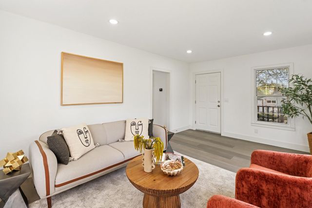 8632 Sunset Ave, Fair Oaks, CA 95628