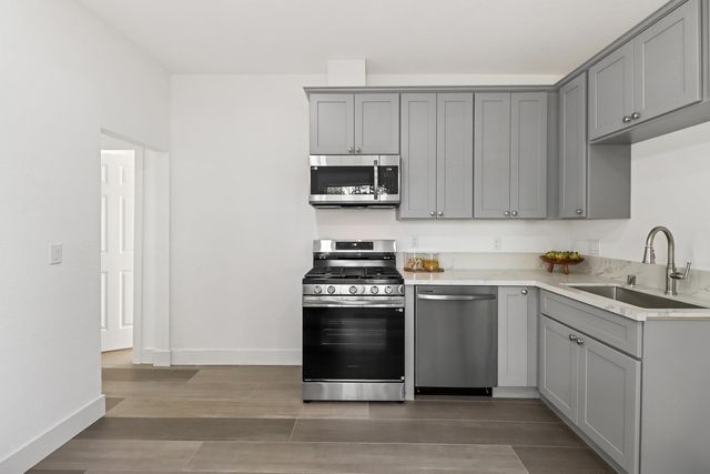 8632 Sunset Ave, Fair Oaks, CA 95628