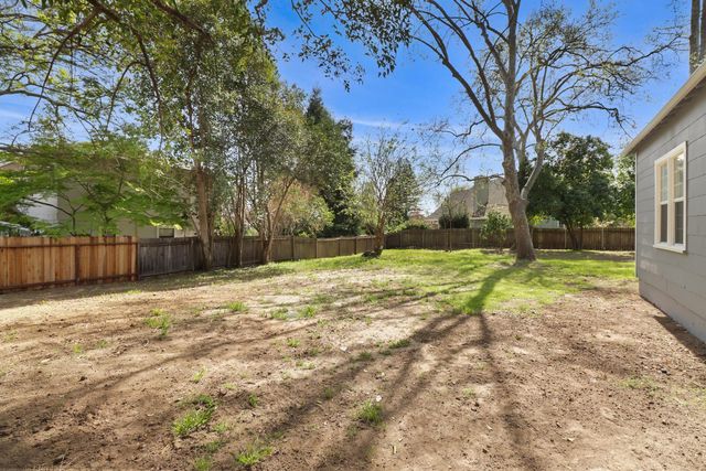 8632 Sunset Ave, Fair Oaks, CA 95628