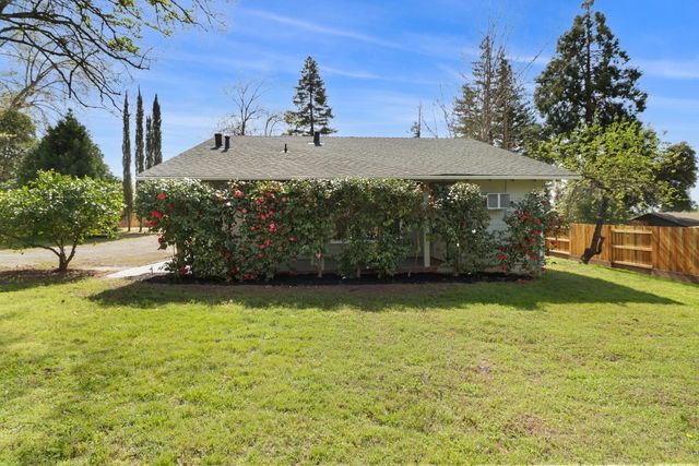 8632 Sunset Ave, Fair Oaks, CA 95628