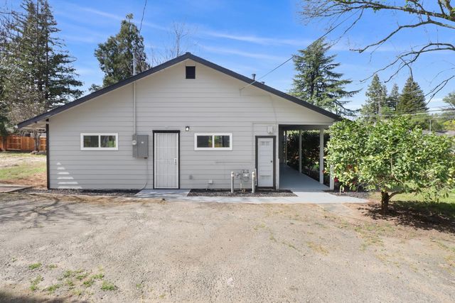 8632 Sunset Ave, Fair Oaks, CA 95628