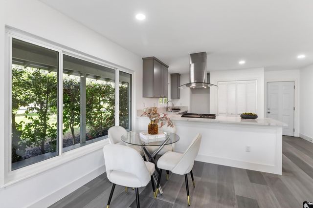 8632 Sunset Ave, Fair Oaks, CA 95628