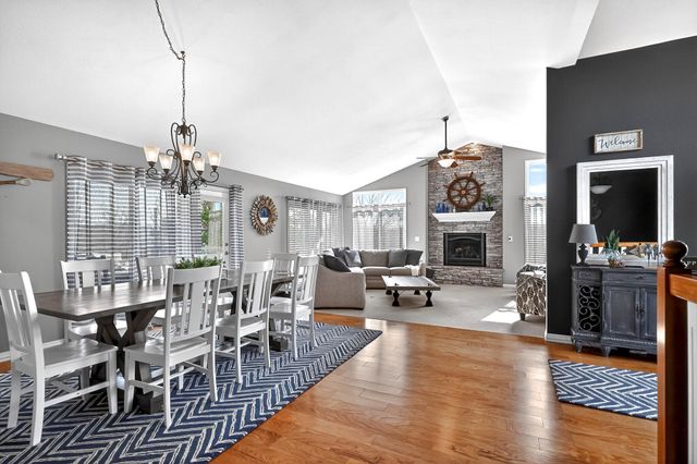 287 Lakefront Circle, Kimberling City, MO 65686