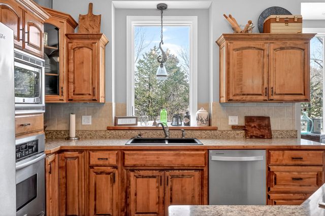 287 Lakefront Circle, Kimberling City, MO 65686