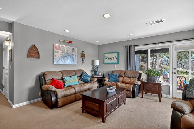 287 Lakefront Circle, Kimberling City, MO 65686