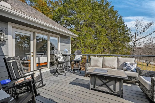 287 Lakefront Circle, Kimberling City, MO 65686