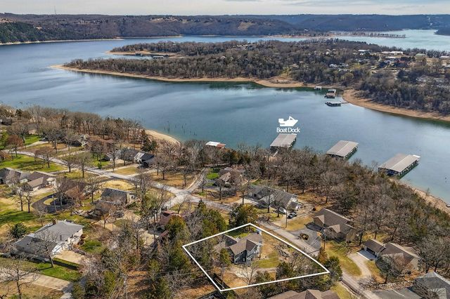 287 Lakefront Circle, Kimberling City, MO 65686