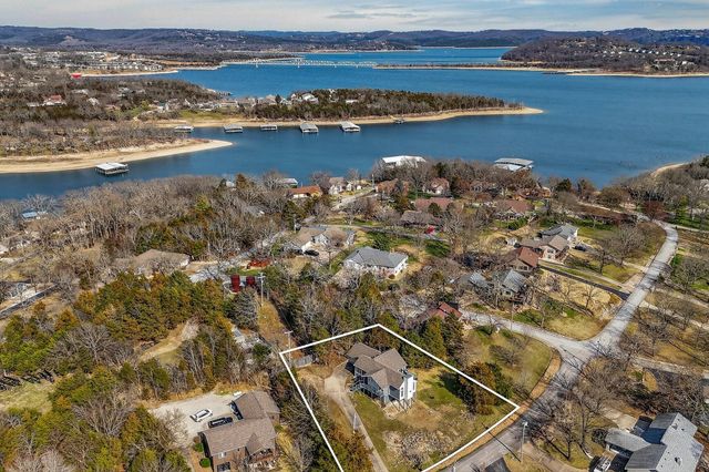 287 Lakefront Circle, Kimberling City, MO 65686