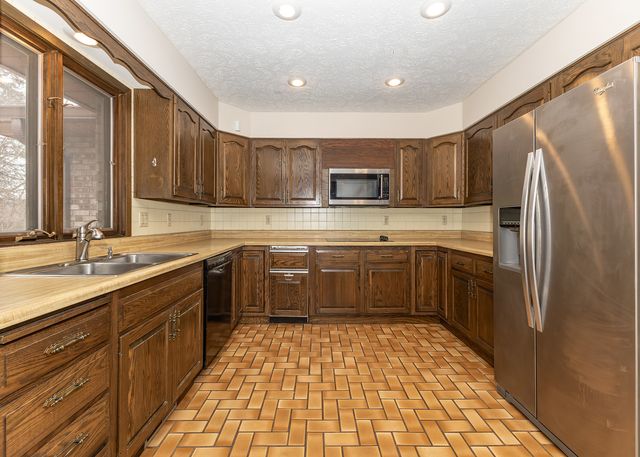 3748 53rd Street, Moline, IL 61265