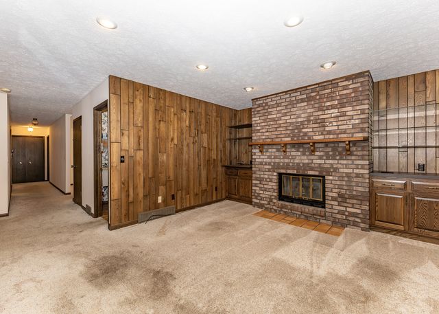 3748 53rd Street, Moline, IL 61265