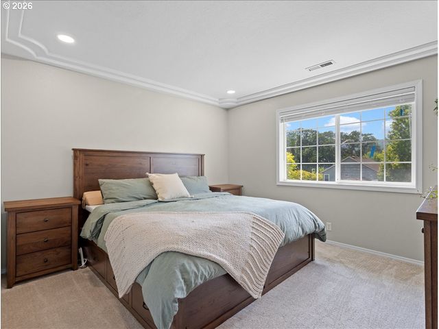 2727 HARVEST Ct, Forest Grove, OR 97116