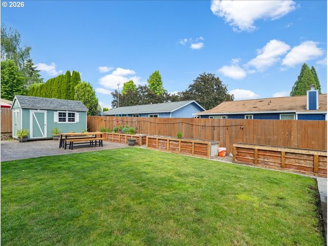 2727 HARVEST Ct, Forest Grove, OR 97116