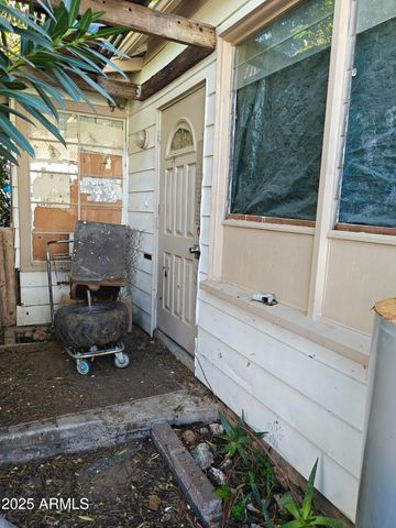 178 180 182 SOUTH CEDAR Avenue, Miami, AZ 85539