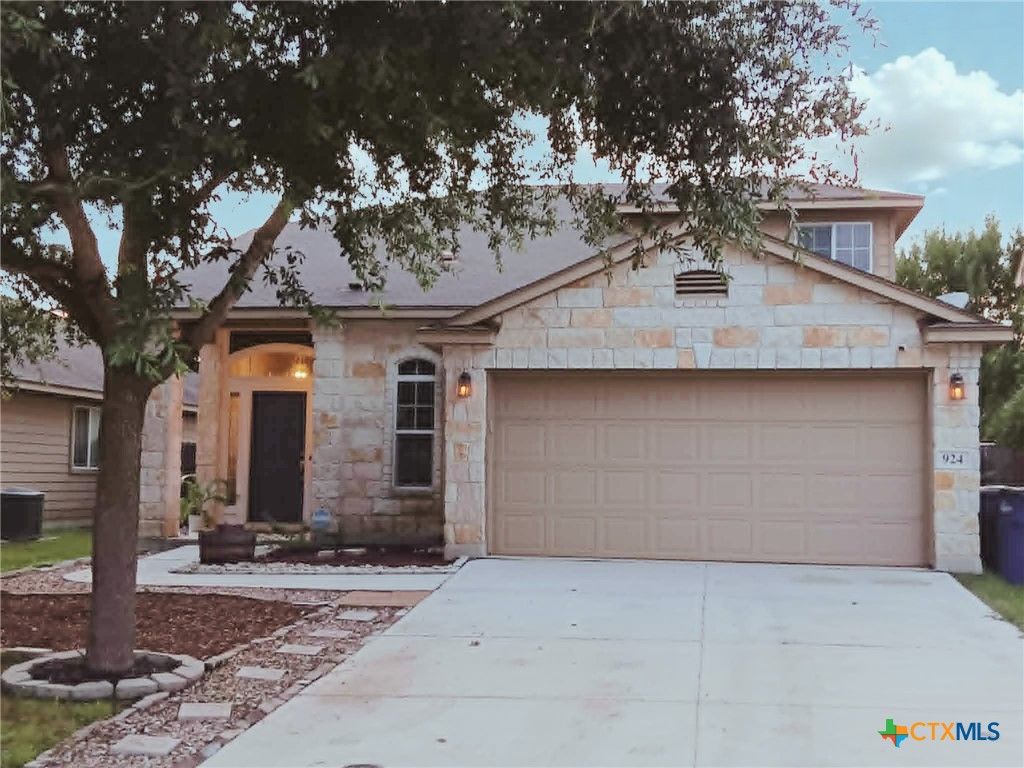924 Karah, New Braunfels, TX 78130