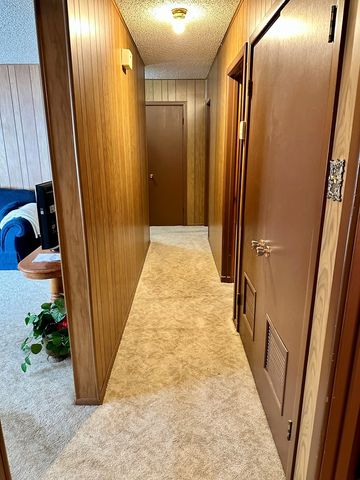 102 E School Drive, Loraine, TX 79532