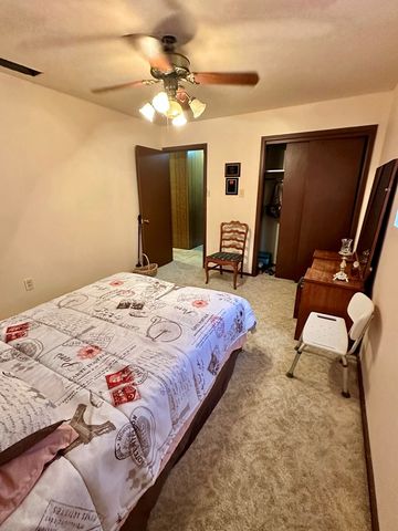 102 E School Drive, Loraine, TX 79532