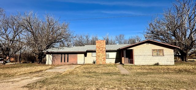 102 E School Drive, Loraine, TX 79532