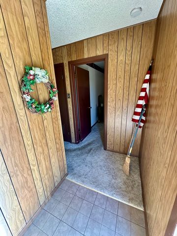 102 E School Drive, Loraine, TX 79532