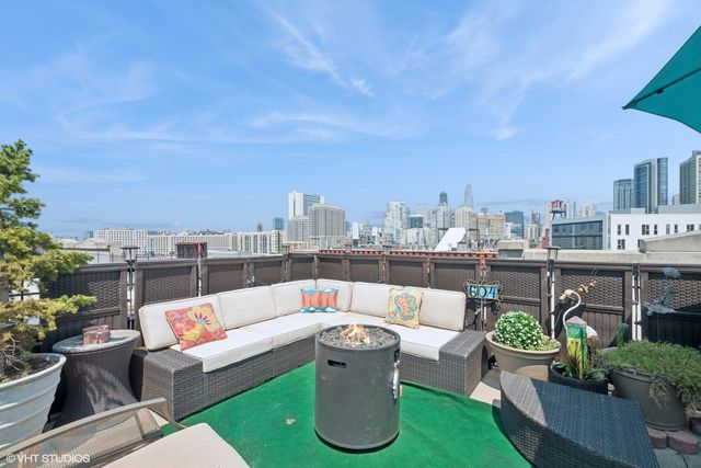 520 N Halsted Street 604, Chicago, IL 60642