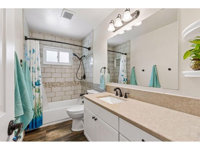 1905 W 23rd St, Loveland, CO 80538