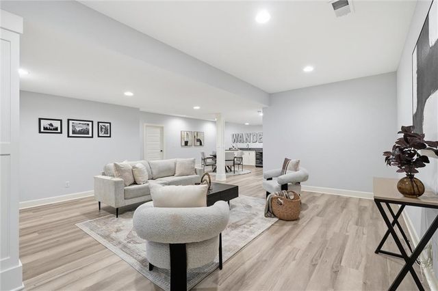 14686 S Parkhill Street, Olathe, KS 66062