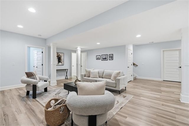 14686 S Parkhill Street, Olathe, KS 66062