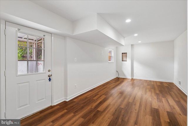 727 GRANDIN AVE, Rockville, MD 20850