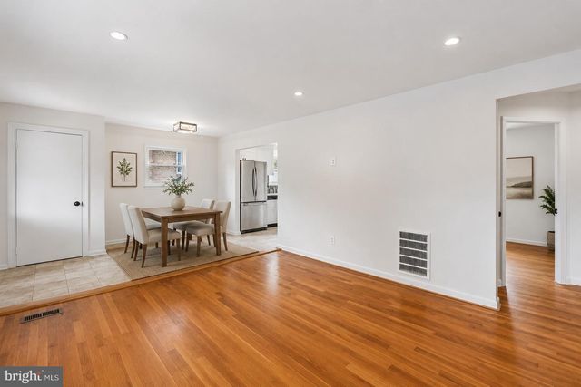 727 GRANDIN AVE, Rockville, MD 20850