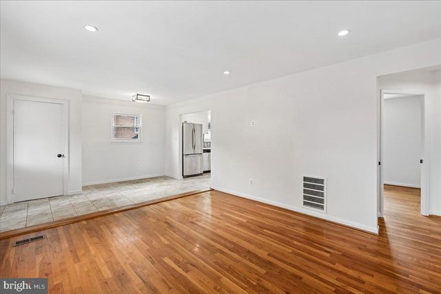 727 GRANDIN AVE, Rockville, MD 20850