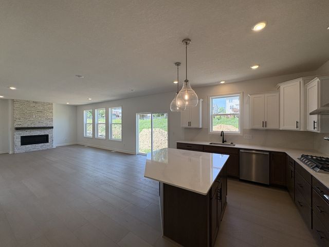 4867 Noble Drive NW, Rochester, MN 55901
