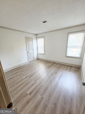 7791 Chase Woods Drive, Jonesboro, GA 30236