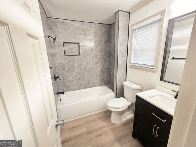 7791 Chase Woods Drive, Jonesboro, GA 30236