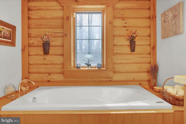 220 LANDIS STORE RD, Boyertown, PA 19512