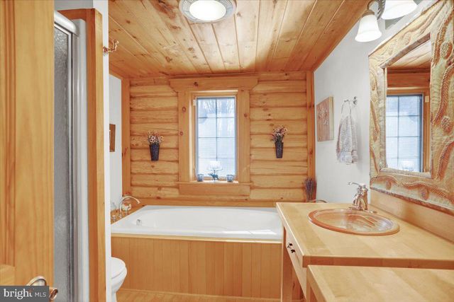 220 LANDIS STORE RD, Boyertown, PA 19512