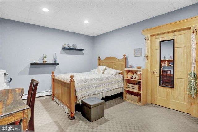 220 LANDIS STORE RD, Boyertown, PA 19512