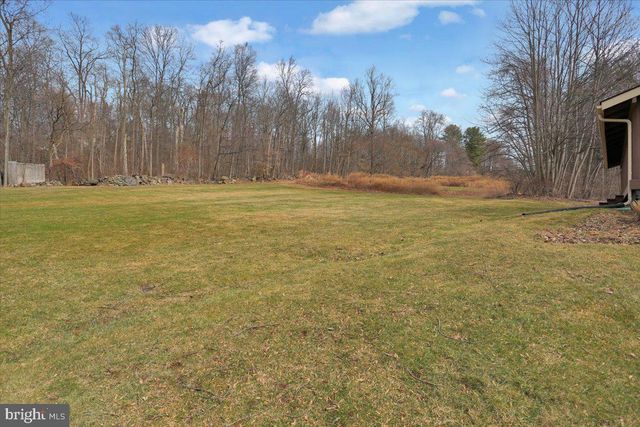 220 LANDIS STORE RD, Boyertown, PA 19512