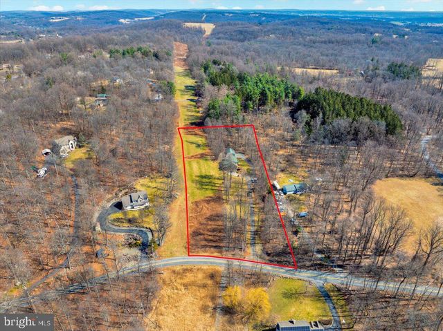 220 LANDIS STORE RD, Boyertown, PA 19512