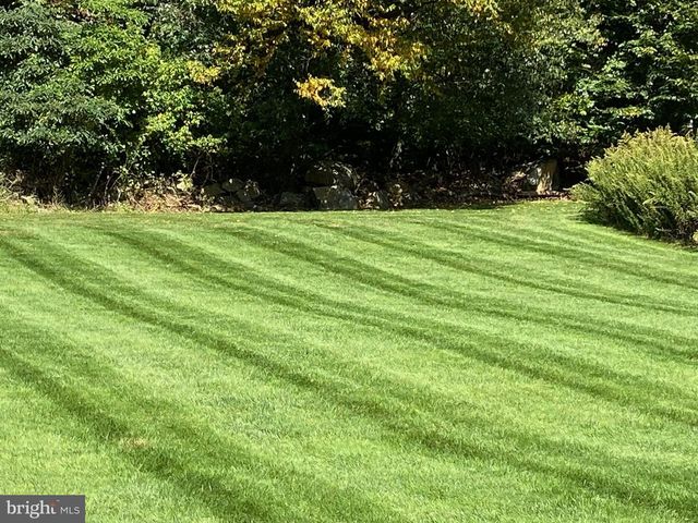 220 LANDIS STORE RD, Boyertown, PA 19512