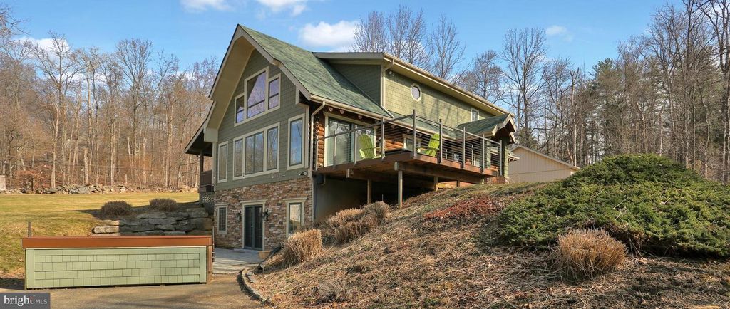 220 LANDIS STORE RD, Boyertown, PA 19512