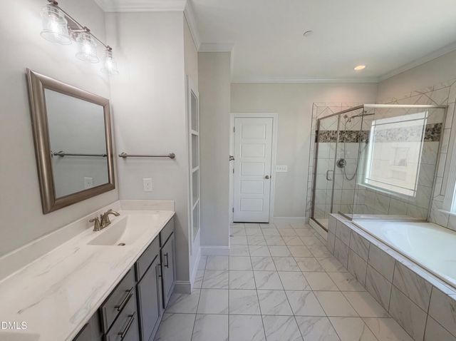 333 Oakhaven Drive, Holly Springs, NC 27540