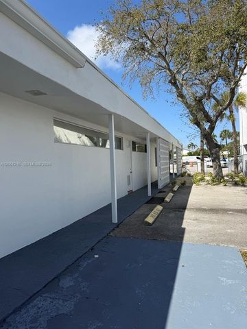 2856 E Oakland Park Blvd, Fort Lauderdale, FL 33306