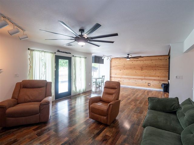 7841 Highway 177, Shawnee, OK 74804