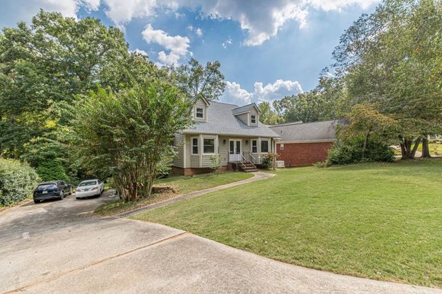 3492 Pine Grove Drive, Douglasville, GA 30135