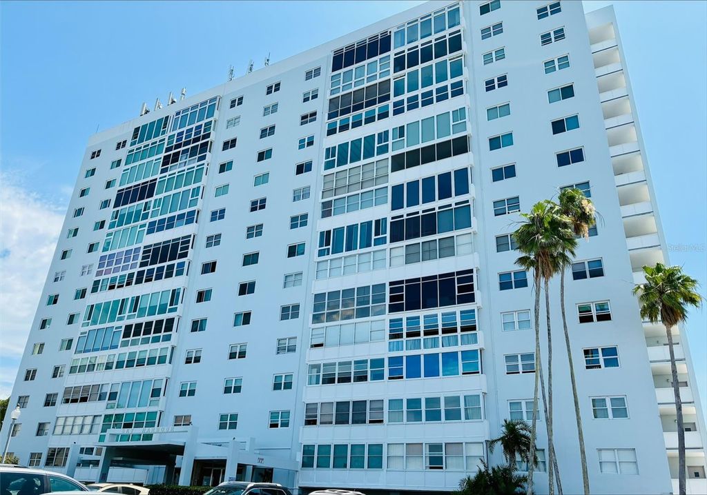 7200 SUNSHINE SKYWAY LANE S 9H, St Petersburg, FL 33711