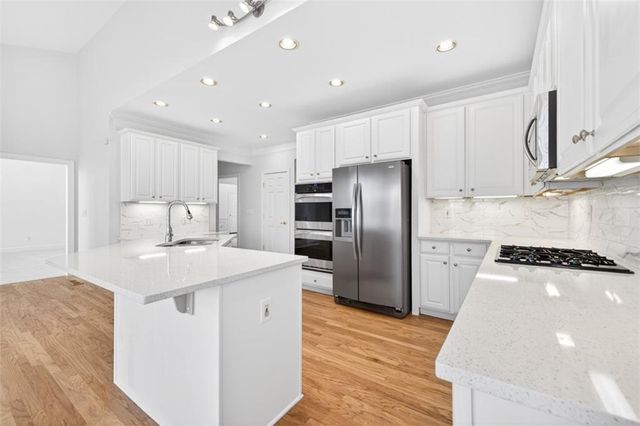 5395 Harbury Lane, Suwanee, GA 30024