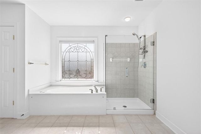 5395 Harbury Lane, Suwanee, GA 30024