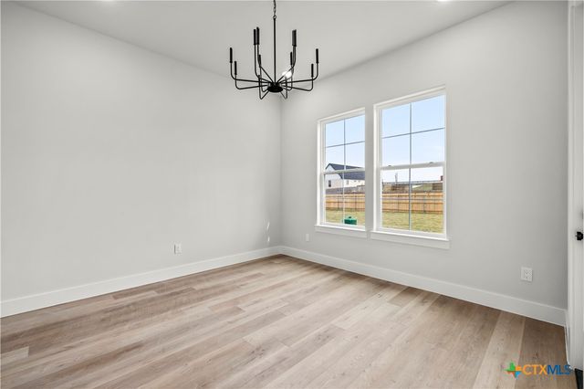 7921 Rock Crest Drive, Moody, TX 76557