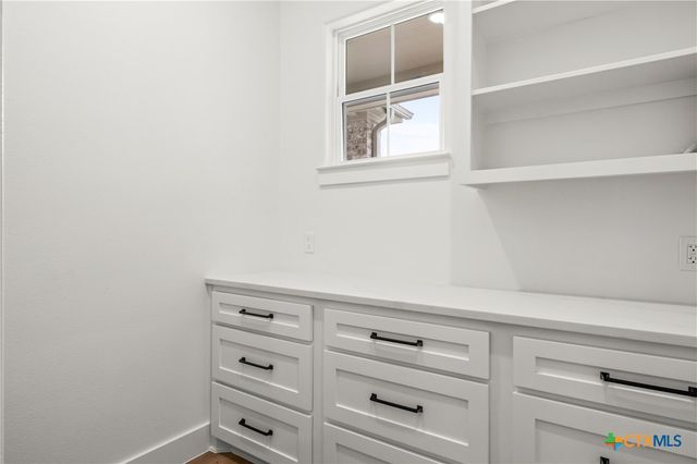 7921 Rock Crest Drive, Moody, TX 76557