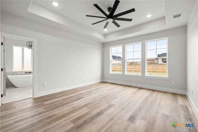 7921 Rock Crest Drive, Moody, TX 76557